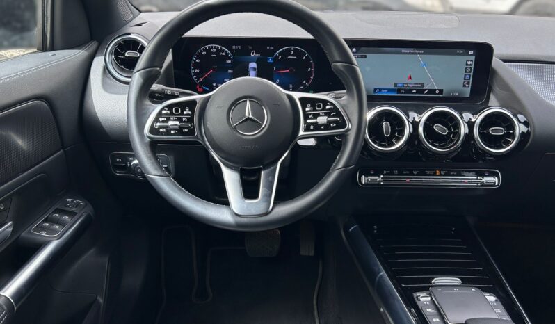 Mercedes-Benz GLA 180 d Sport auto completo