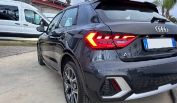 Audi A1 citycarver 30 tfsi admired 110cv completo