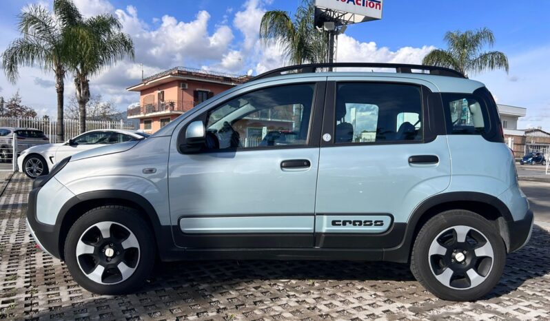 Fiat Panda Cross 1.0 Hybrid Launch Edition completo