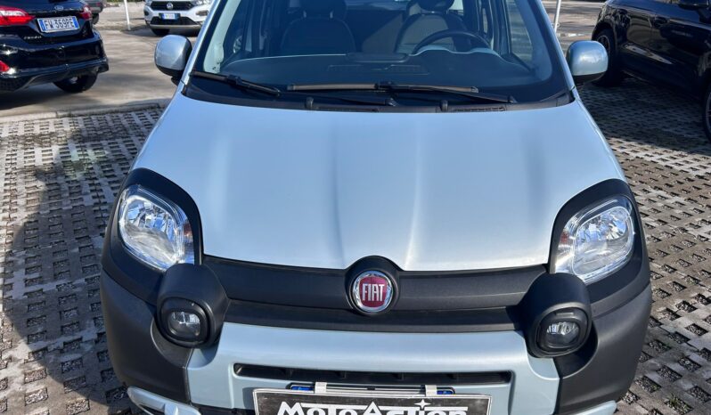 Fiat Panda Cross 1.0 Hybrid Launch Edition completo